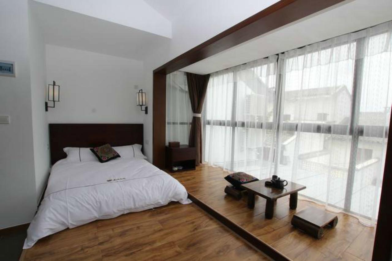 The Flower Hotel גווילין מראה חיצוני תמונה